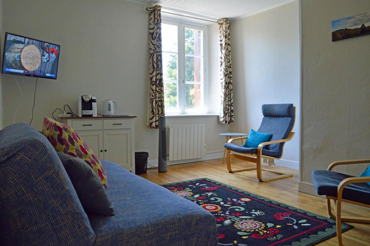 Champ De Foire Bed & Breakfast Sussac Luaran gambar
